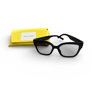 Marc Jacobs MARC 658/S sunglasses in black with polarized lenses